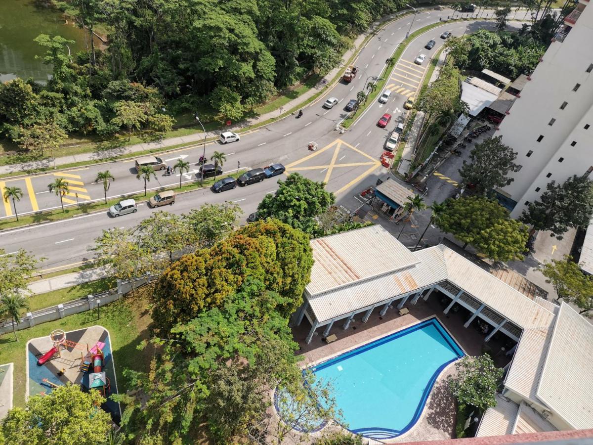 Ainis Guest House In Vista Amani Condominium Kuala Lumpur Exterior foto